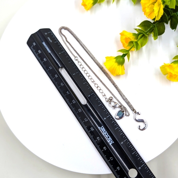 Stella & Dot Signed S Initial With Crystal Accent Vintage Necklace - Picture 4 of 4